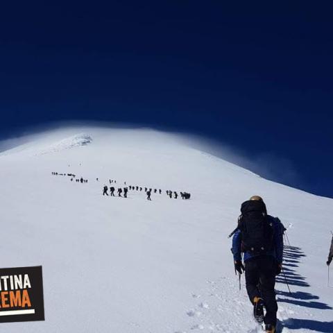 Expedición trivolcánica - Lanin, Villarrica, Quetrupillan - ascenso - montañismo