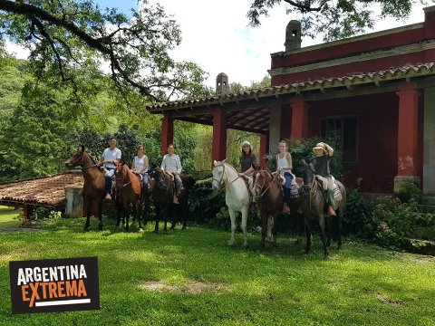 cabalgata yungas a valles calchaquies salta