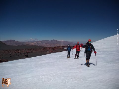 Volcán Maipo - Ascenso a cumbre - Reserva Natural Laguna del Diamante - Mendoza