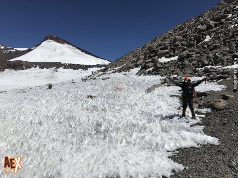 Volcán Maipo - Ascenso a cumbre - Reserva Natural Laguna del Diamante - Mendoza