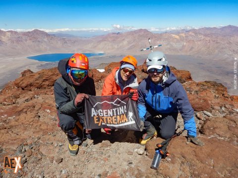 Volcán Maipo - Ascenso a cumbre - Reserva Natural Laguna del Diamante - Mendoza