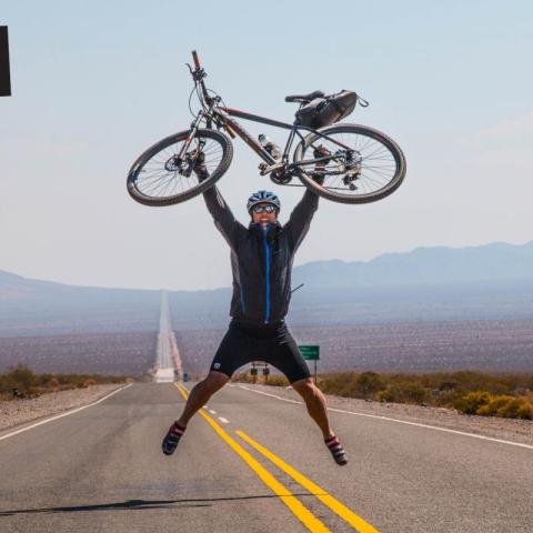 Tour of the Calchaquies Valleys - Route 40 - Mountain Bike - Salta