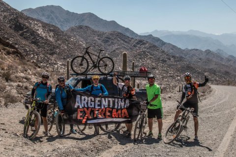 Grupo en el alto - Descenso a Molinos - MTB