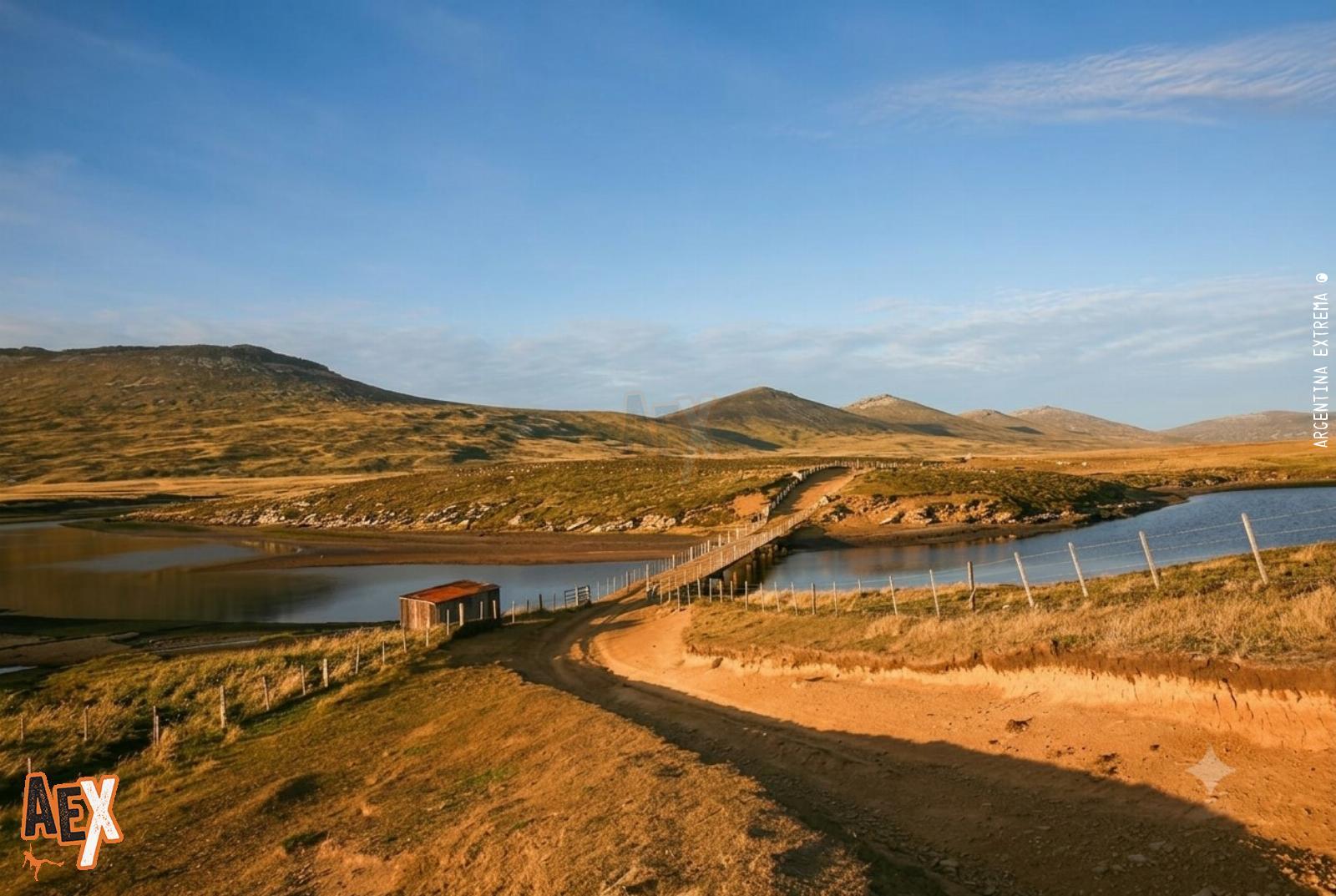 Islas Malvinas - Historia, exploración y trekking - Puerto Argentino - Monte Longdon - Pradera del Ganso - Atlántico Sur