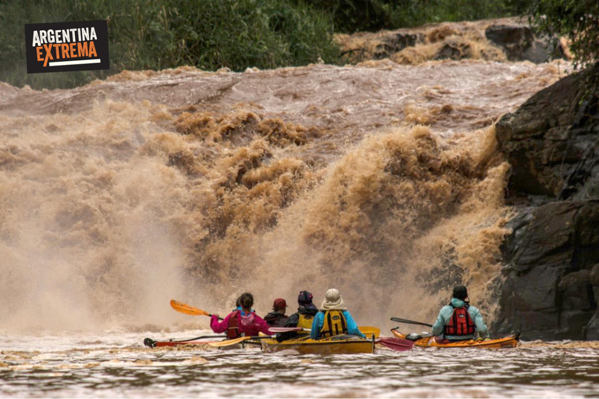 Kayaking de Travesía por el  Río Paraná - De Iguazú a Eldorado - Misiones - Argentina & Paraguay