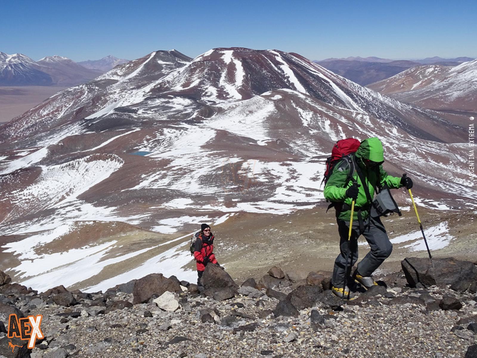 Ojos del Salado - El volcán más alto del mundo - 6893 msnm - Ascenso y expedición a cumbre 