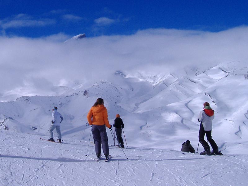 ski snowboard week las lenas grupal amigos familias251